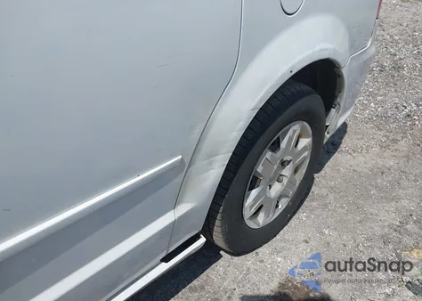 2017 Dodge Grand Caravan Sxt z USA, uszkodzony, nr VIN 2C4RDGCG6HR690349